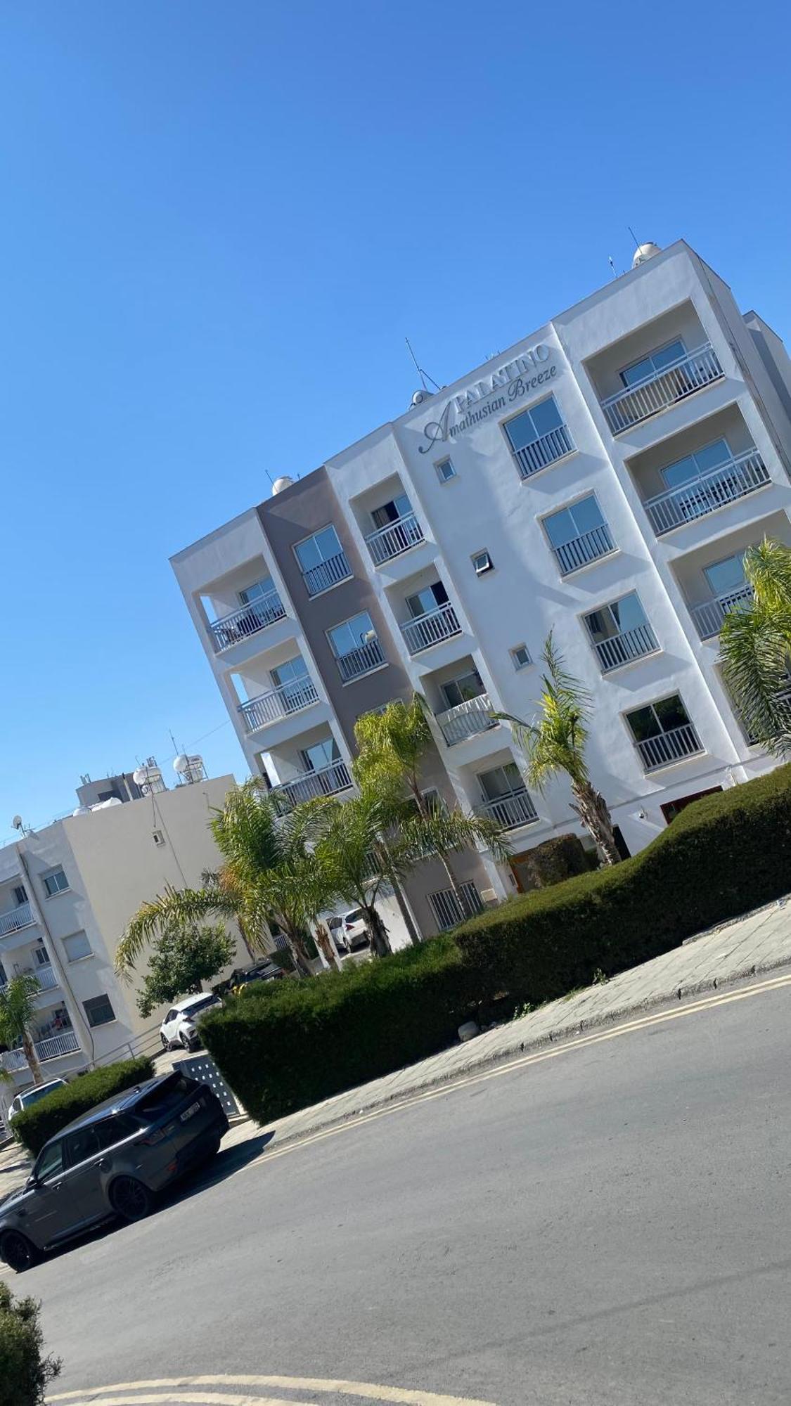 T&L Apartments Agiaos Tychonas Limassol Kültér fotó